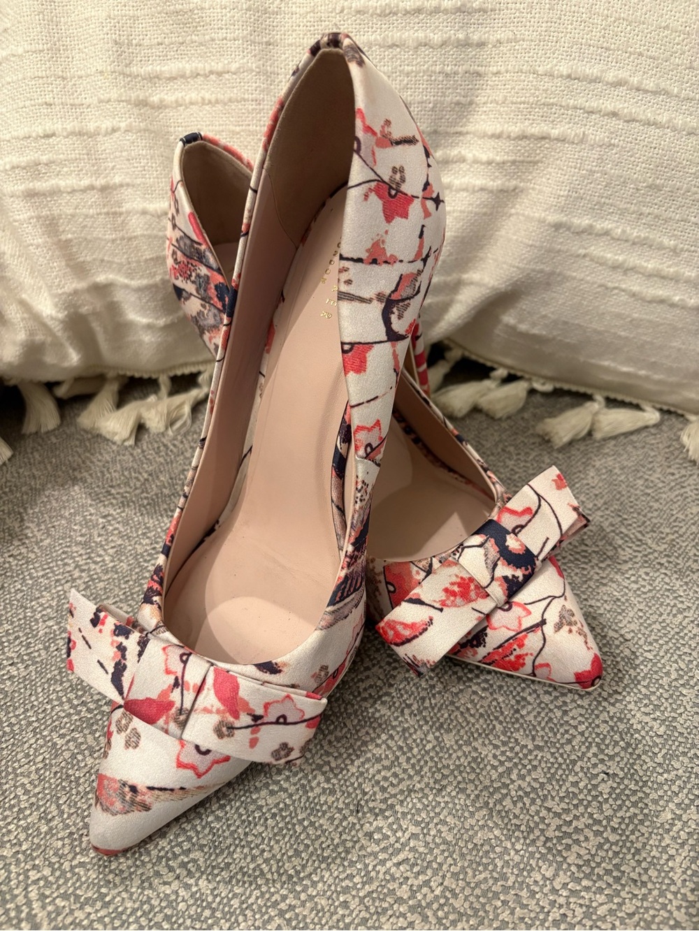 Ted Baker London Floral Pumps 🌸